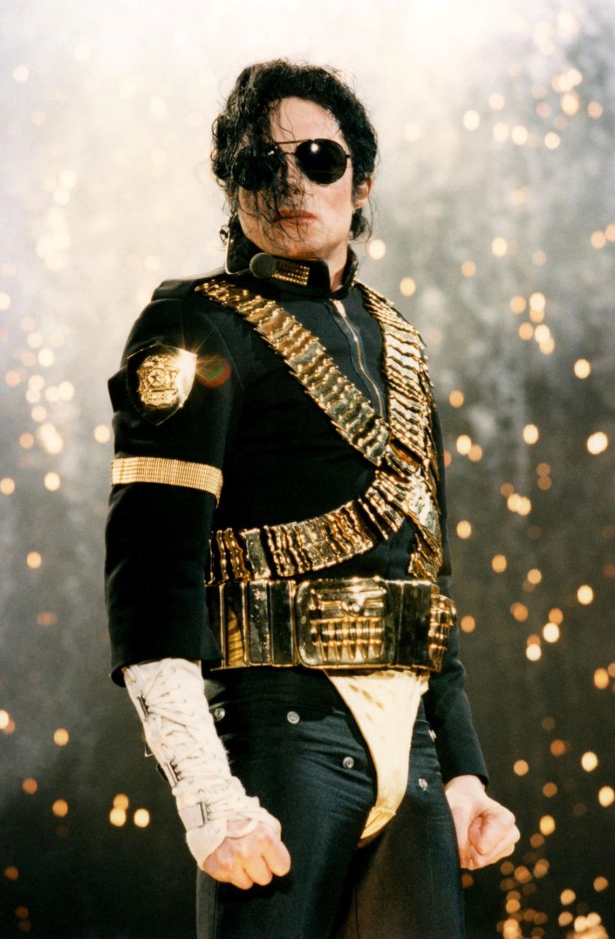 Michael Jackson’s ‘Thriller’ Reaches A Rarely-Seen Sales Milestone
